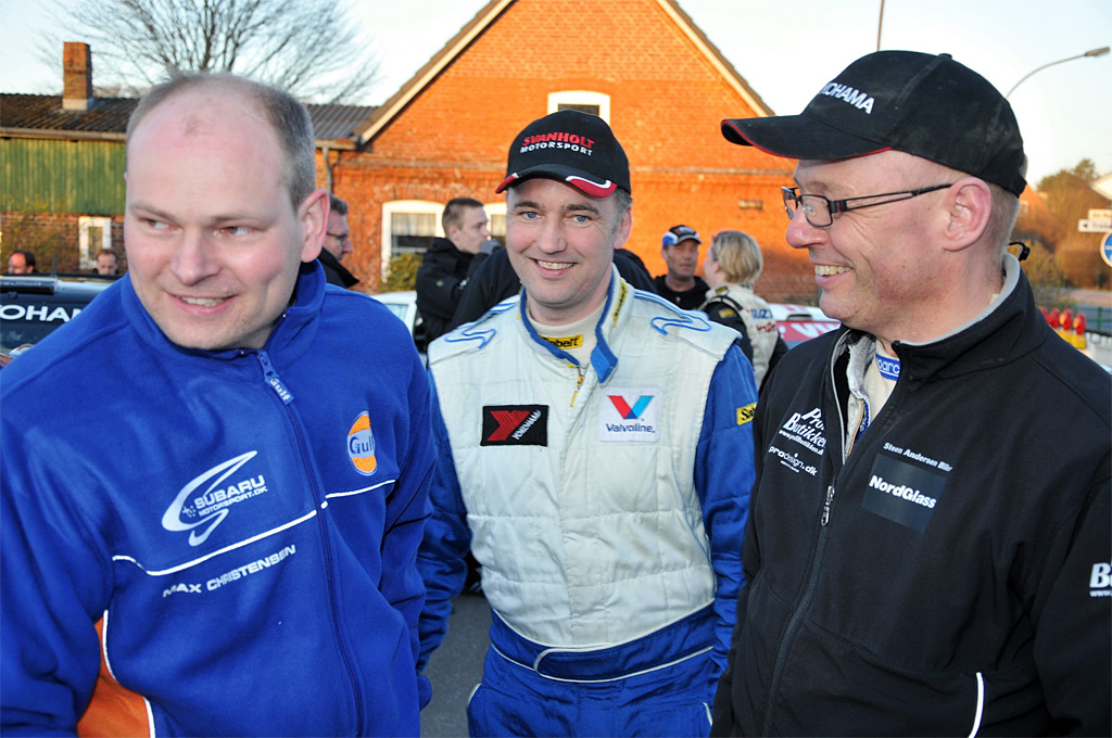 Max Christensen i Subaru var klart hurtigste end konkurrenterne Tim Svanholt og Steen Andersen, der begge kører i Mitsubishi
(Foto: Michael Eisenberg)
